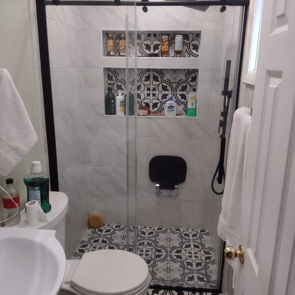 South Philly — Custom Niche · Mosaic Tile